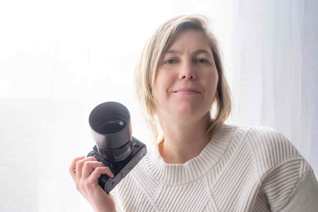 Caroline L. Photographie, photographe professionnel Annecy Haute-Savoie, lumière naturelle, famille naissance maternité